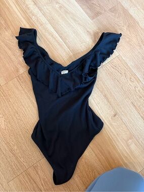Wilfred Aritzia bodysuit